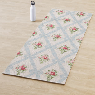 Tapis De Yoga Roses victoriens roses avec treillis à ruban bleu