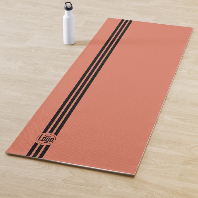 Tapis De Yoga Simple Custom Logo Three Stripes  Black Orange  (En situation)