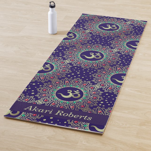 Tapis De Yoga Symbole Om personnalisé Gold Bleu Rouge Mandala (En situation)