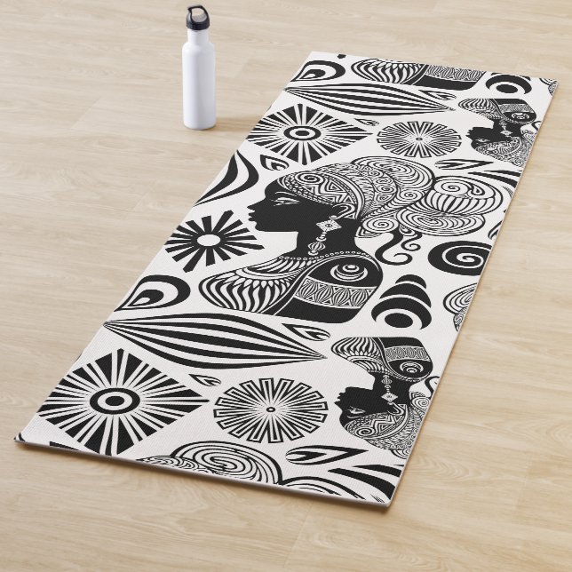 Tapis De Yoga Tatouage Tribal Portrait de Fille Africaine (En situation)