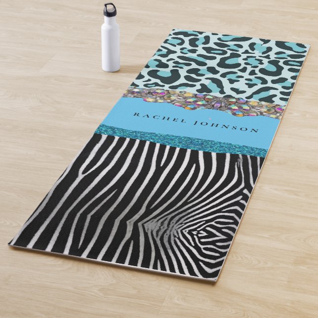 Tapis De Yoga Turquoise Blue Turquoise Girl Moderne Glam Retro (En situation)