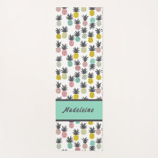 Tapis De Yoga Vintage Pineapple in Gold Teal Aqua Pink Monogram