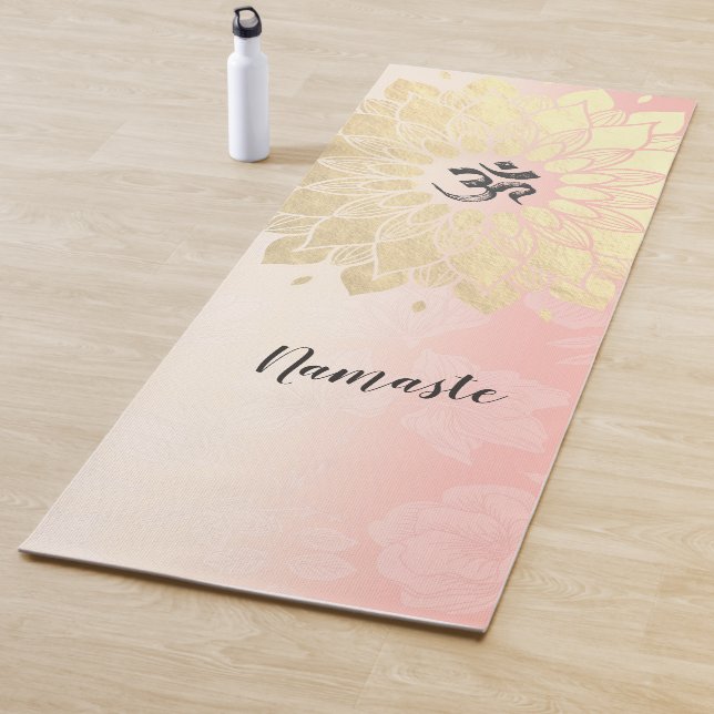 Tapis De Yoga YOGA Méditation Instructeur Gold Mandala OM Symbol (En situation)