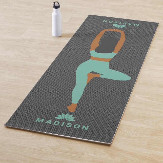 Tapis De Yoga Yoga Position Grey Arrière - plan Nom personnalisé (En situation)
