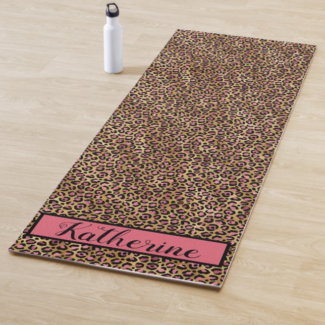 Tapis De Yoga Zones Léopard Noir Pink Or Imprimer Monogramme (En situation)