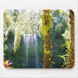 tapis tropical de souris de cascade