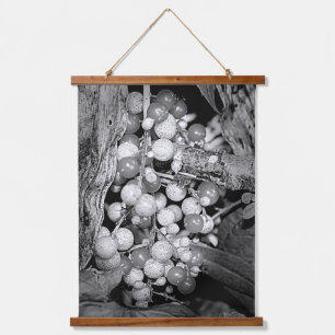 Tapisserie Suspendue Berries En Nature Noire Et Blanche