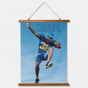 Tapisserie Suspendue Bleu Script Graduate Photo Athlète Graduation