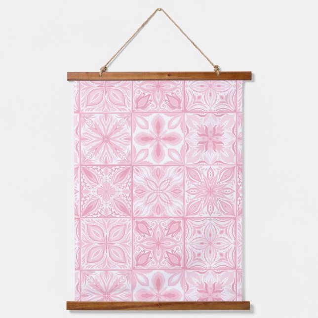 Tapisserie Suspendue Carreaux ornés en rose (Recto)
