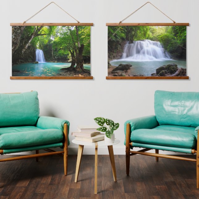 Tapisserie Suspendue Cascade détendue dans la forêt tropicale humide (Salon)