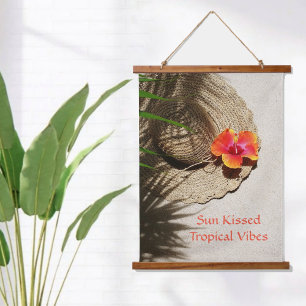 Tapisserie Suspendue Chapeau de soleil à fleurs d'Hibiscus sur plage de
