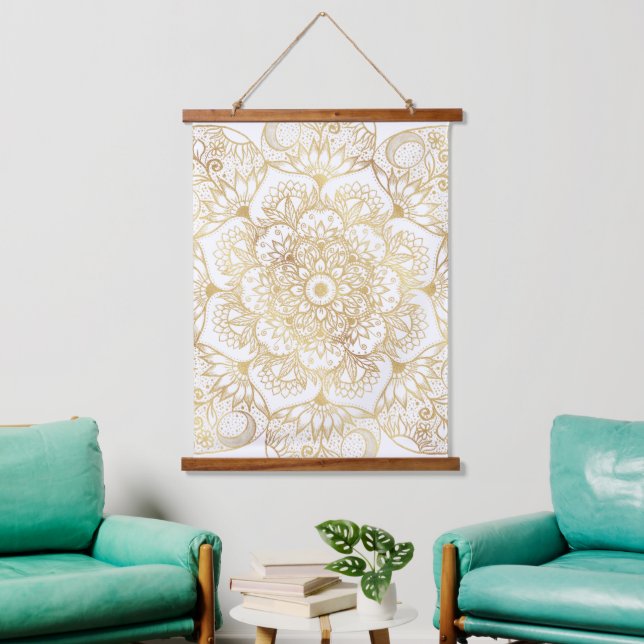 Tapisserie Suspendue Elegant White Gold Mandala Floral  (Salon)