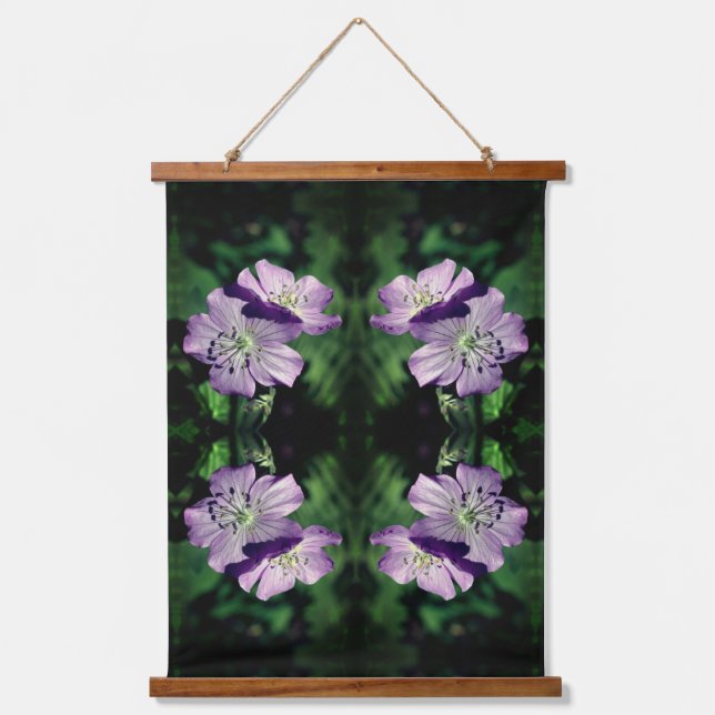 Tapisserie Suspendue Fleurs de géranium violet Abstraites (Recto)