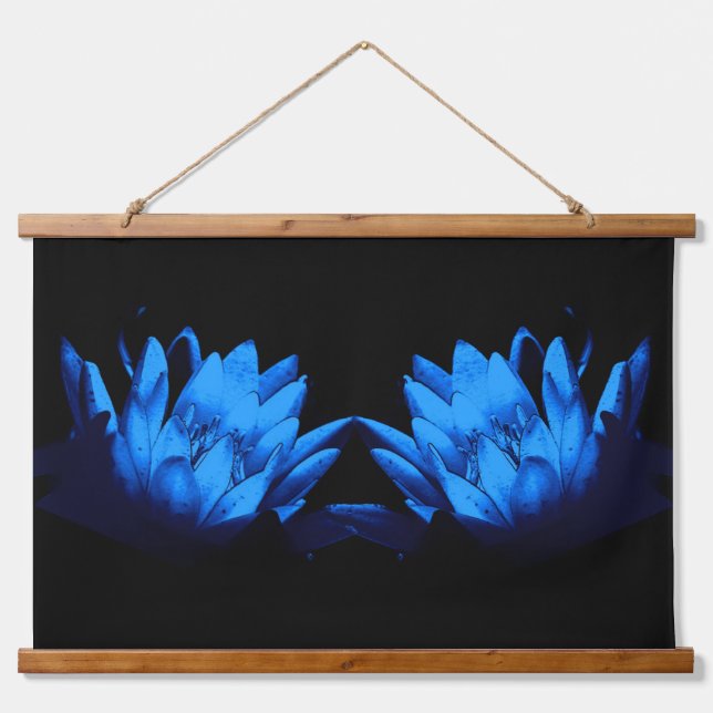 Tapisserie Suspendue Glowing Blue Water Lily Lotus Flower Abstract (Devant)