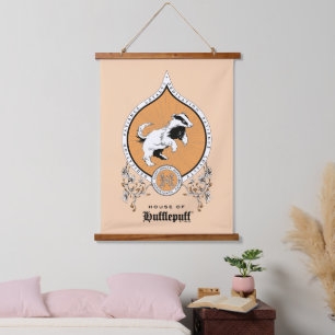 Tapisserie Suspendue HARRY POTTER™   Délicat croquis HUFLEPUFF™ Crest