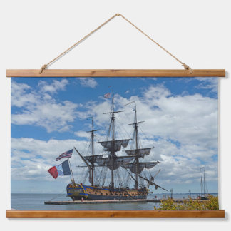Tapisserie Suspendue Hermione, grand navire français à Yorktown