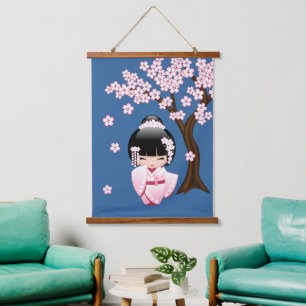 Tapisserie Suspendue Kimonos rose Kawaii Poupée Kokeshi sur fond bleu