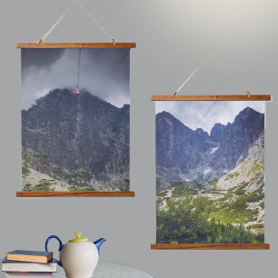 Tapisserie Suspendue Les montagnes bleues et la vallée