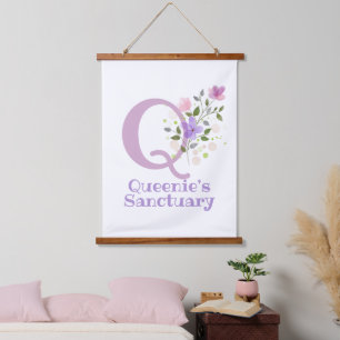 Tapisserie Suspendue Lettre Q plus prénom avec un motif floral