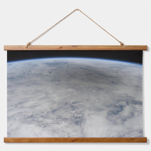 Tapisserie Suspendue L'Ombre De La Lune S'Étend Sur Le Pacifique Nord. (Devant)