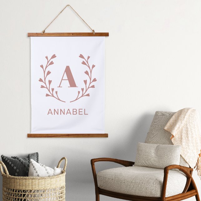 Tapisserie Suspendue Monogramme rose Customisé Pouponnière Enfants Sall (Créateur téléchargé)
