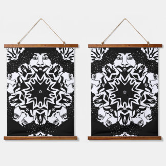 Tapisserie Suspendue Mr Love Wood Topped Wall Tapestry