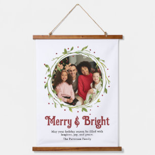 Tapisserie Suspendue Photo moderne Merry & Bright Script Wreath