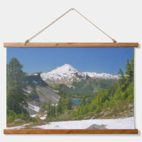 Photographie du paysage des montagnes alpines du M