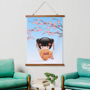 Tapisserie Suspendue Poupée Kokeshi Ume - Fille Geisha Japonaise Bleue