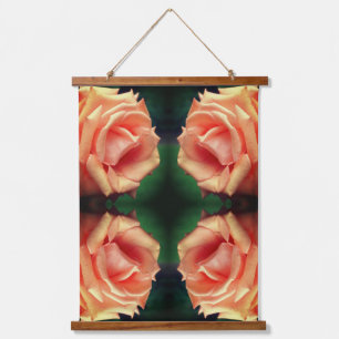 Tapisserie Suspendue Rose Peach en floraison Abstrait