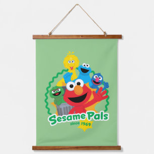 Tapisserie Suspendue Rue Sésame   Sesame Pals depuis 1969