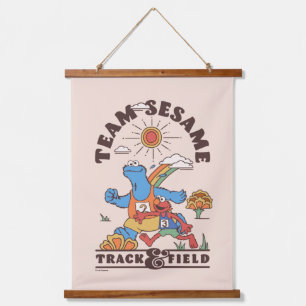 Tapisserie Suspendue Rue Sésame   Team Sesame Track & Field