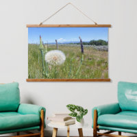 Salsify Plante Seed Pod Hanging Tapestry