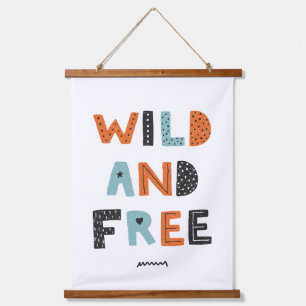 Tapisserie Suspendue Sauvage et libre   Lettres Doodle