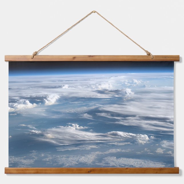 Tapisserie Suspendue Un ciel nuageux au-dessus du Soudan (Devant)