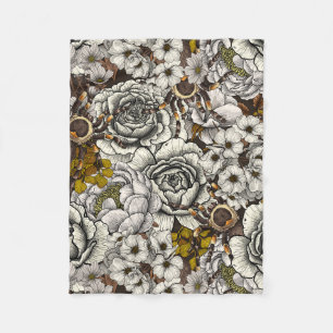 Tarantula garden 2 fleece blanket
