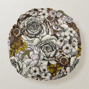Tarantula garden 2 round pillow