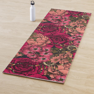 Tarantula garden 4 yoga mat