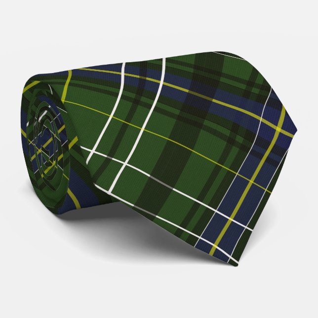 Tartan in green tie (Rolled)