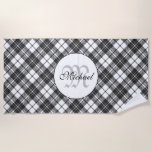 Tartan pattern Christmas black white Monogram Beach Towel<br><div class="desc">Monogram Personalize with your custom initial and name. Tartan pattern holidays Christmas xmas black white elegant lines geometric cool fun classic elegance
christmas,  tartan,  pattern,  holidays,  xmas,  black and white,  elegant,  lines,  geometric,  cool,  fun,  classic,  elegance</div>