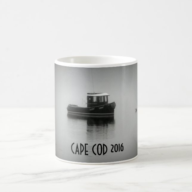 Tasse 2016 de café de Cape Cod :  bateau dans le (Centre)