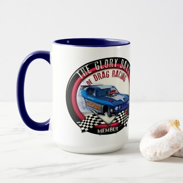 TASSE 2018 DE LÉGENDES DE CHEVAL DE BATAILLE (Avec donut)