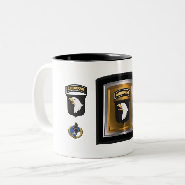 Tasse 2 Couleurs 101e division aéroportée "Hurlant les aigles" (Devant gauche)