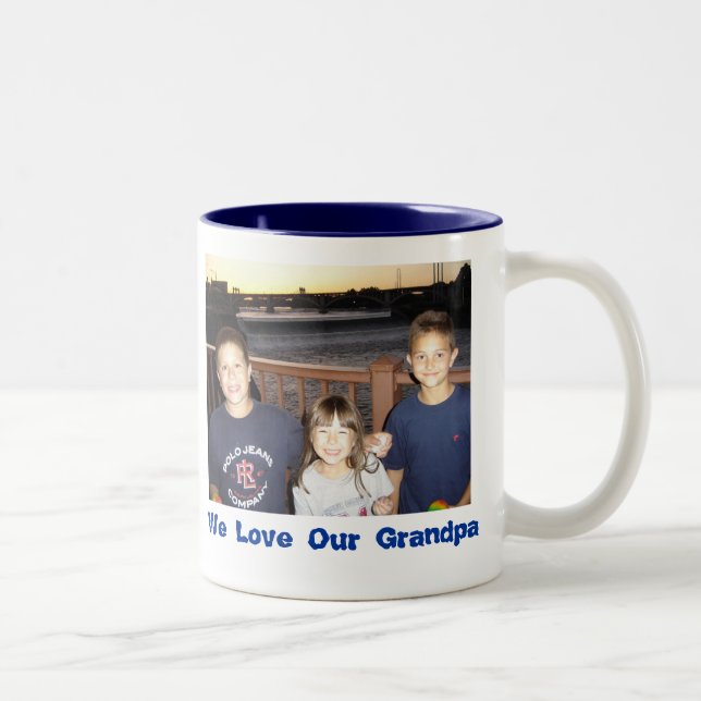Tasse 2 Couleurs 131, nous aimons notre grand-papa (Droit)
