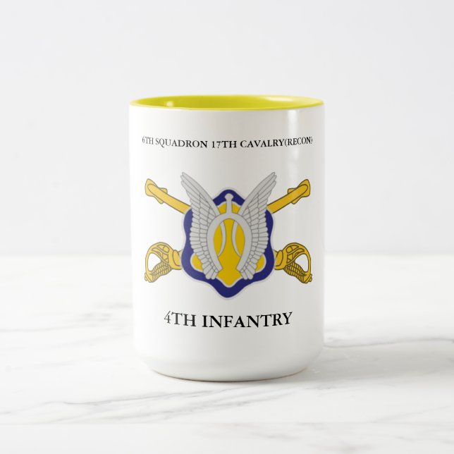 TASSE 2 COULEURS 6E SQUADRON 17E CAVALRY RECON 4E INFANTERIE  (Centre)