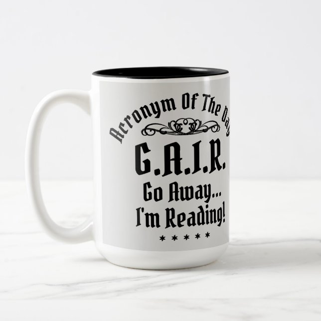 Tasse 2 Couleurs Acronyme de lecture humoristique Texte noir (Gauche)