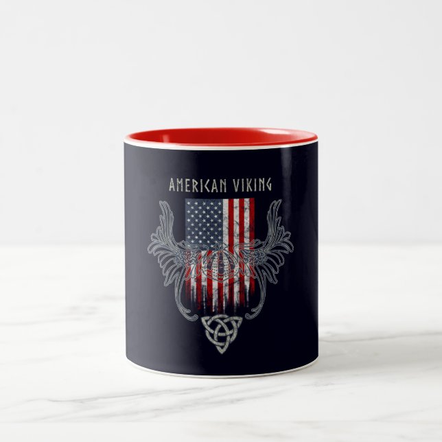 Tasse 2 Couleurs Américain Viking. Drapeau, casque affligé et (Centre)