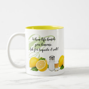 Tasse 2 Couleurs Amusement quand la vie vous remet la citation de