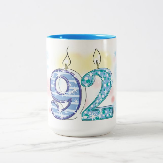 Tasse 2 Couleurs Anniversaire 92 ans (Centre)