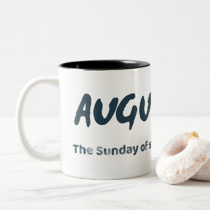Tasse 2 Couleurs Août – Le dimanche d'été Citation de typographie